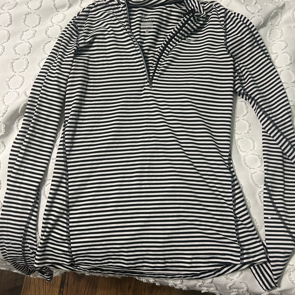 Nike Women's Black and White Striped Long Sleeve Top